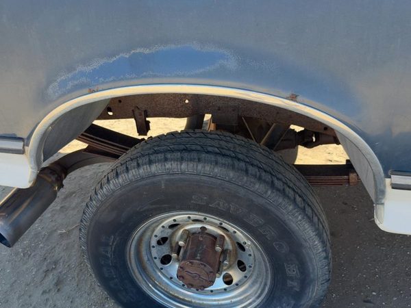 1992-1994 Ford F250 Passenger Right Rear Wheel Flare Moulding Oem Back — photo 1