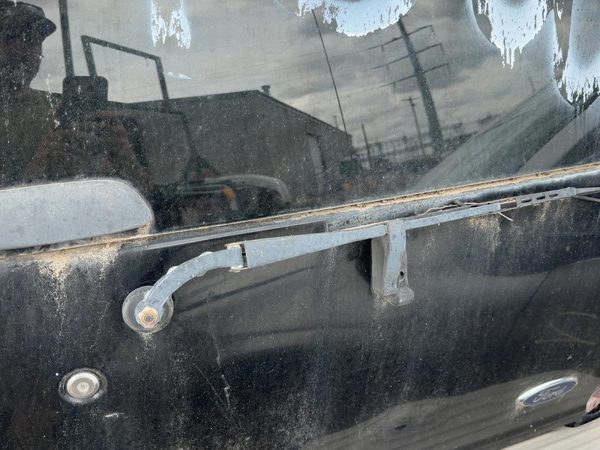 97-02 Ford Expedition Back Glass Wiper Arm Oem Rear Window Blade Liftgate Hatch — photo 2