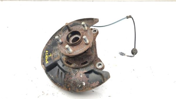 2005-14 Legacy Outback Driver Left Front Spindle Steering Knuckle With Wheel Hub — photo 1