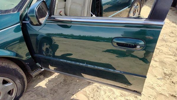 1999 Cadillac Seville Front Door LH Green — photo 4