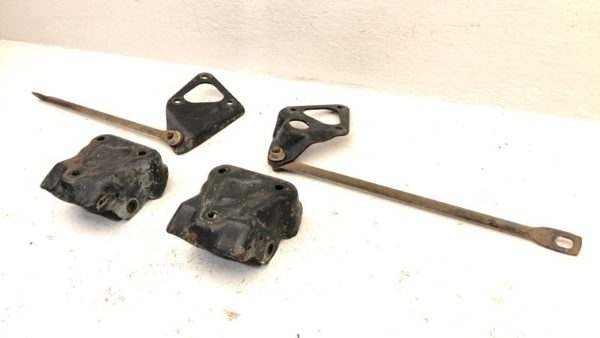 2000 Chevy Silverado 3500 Engine Motor Mount Set With Brackets Braces 7.4L 454 — photo 9
