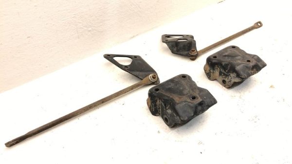 2000 Chevy Silverado 3500 Engine Motor Mount Set With Brackets Braces 7.4L 454 — photo 10