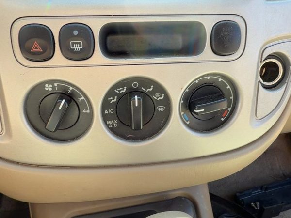 02-07 Escape Temperature Control Module In Dash Heater Ac Head Unit Oem 3.0L — photo 2