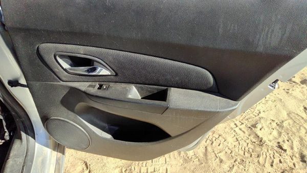 11-16 Cruze Passenger Right Rear Door Trim Panel With Switches Back Black Afo — photo 5