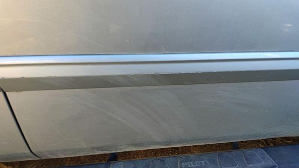 2009 Honda Pilot Passenger Right Front Moulding From Door Trim Strip Silver Si — photo 3