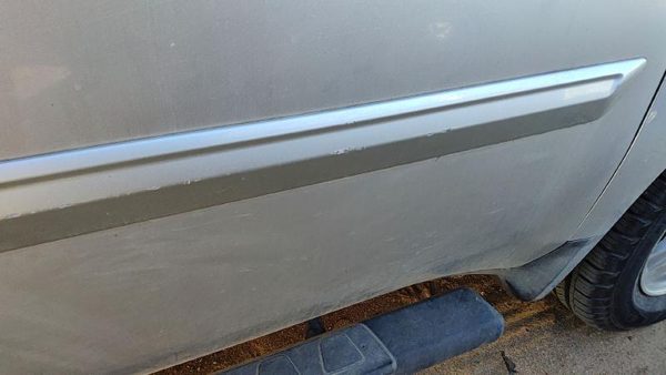 2009 Honda Pilot Passenger Right Front Moulding From Door Trim Strip Silver Si — photo 6