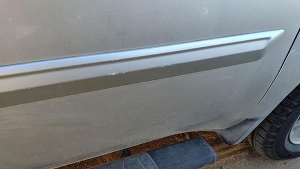 2009 Honda Pilot Passenger Right Front Moulding From Door Trim Strip Silver Si — photo 7