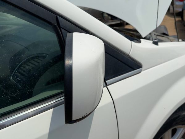 11-16 Town & Country Passenger Right Power Side Mirror Door Mounted White Pw1 — photo 2