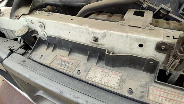 92-96 Ford Van E250 Top Plastic Cover Above Radiator Support Sight Shield Oem — photo 5