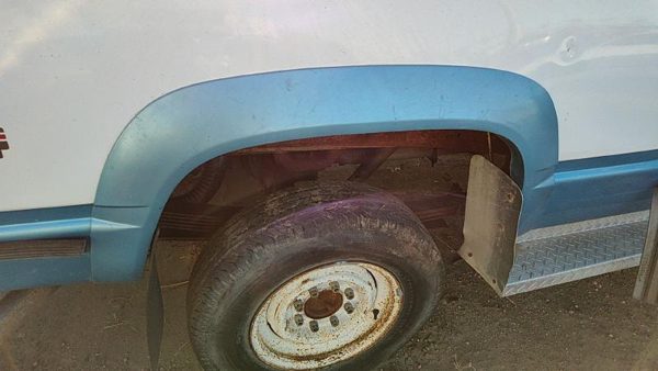 88-00 Gmc Sierra 2500 Passenger Right Rear Wheel Flare Moulding Oem Back — photo 2