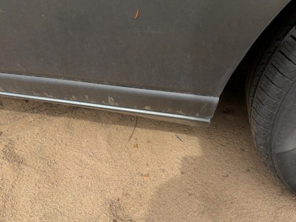 98-04 Seville Driver Left Rear Moulding Door Back Lower Sedan Thunder Gray 88U — photo 2