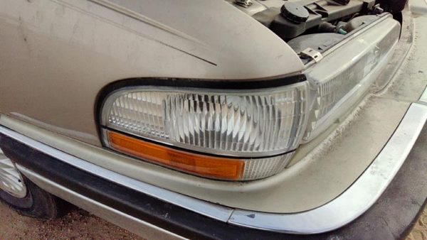 91-96 Park Ave Passenger Right Front Turn Signal Light Lamp Oem Fender Mounted — photo 3