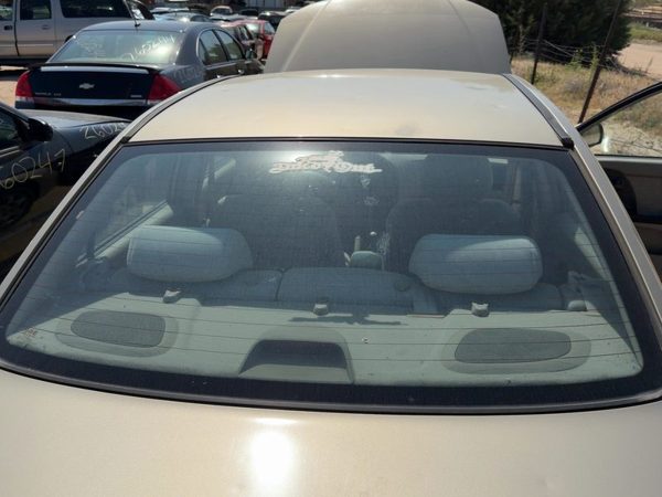 2001-2006 Hyundai Elantra Back Glass Rear Window Oem Sedan 871112D000 — photo 3