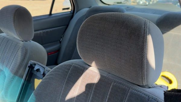 2000-2003 Buick Century Pair Of Front Headrests Oem Left Right Set Seat Gray 93B — photo 1