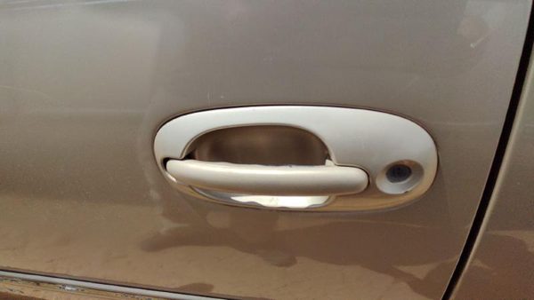 2000 Chrysler Town & Country Driver Left Front Outside Door Handle Oem Gold — photo 3