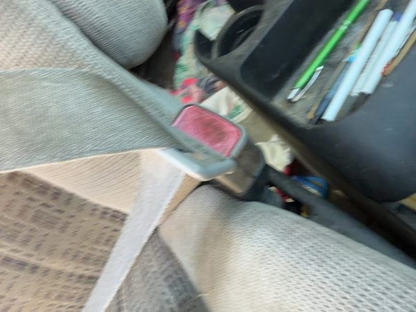 01-04 Chevy Venture Passenger Right Front Seat Belt Buckle Receiver Oem Gray 14C — photo 3