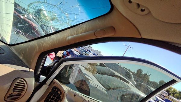 1998 Town & Country Passenger Right A Pillar Trim Windshield Post Panel K5 Camel — photo 2