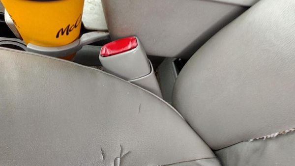 2007-2009 Chevy Equinox Driver Left Front Seat Belt Buckle Receiver Oem Gray 142 — photo 2