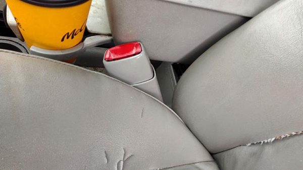 2007-2009 Chevy Equinox Driver Left Front Seat Belt Buckle Receiver Oem Gray 142 — photo 3