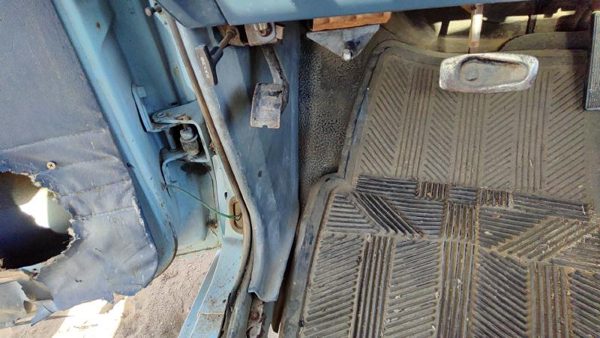 83-88 Ford Ranger Driver Left Lower Kick Trim Panel Oem Blue — photo 3