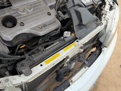 2000-2001 Infiniti I30 Radiator Oem 3.0L Automatic 214602Y607