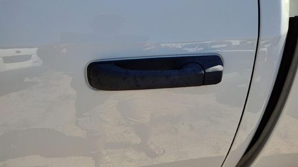 2016 Ram 1500 Outside Door Handle LH Dodge White PW7 — photo 2