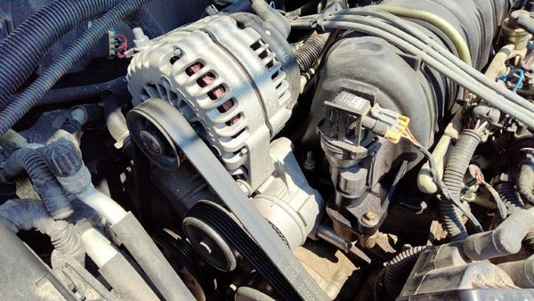 1995-1999 Buick Park Ave Mount Bracket Set For Alternator Oem — photo 2