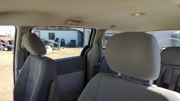 2008-2010 Dodge Grand Caravan Pair Of Front Headrests Oem Left Right Set Seat — photo 2