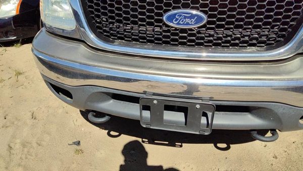 99-02 Ford Expedition Front Bumper With Brackets Assembly Oem Arizona Beige Aq — photo 4