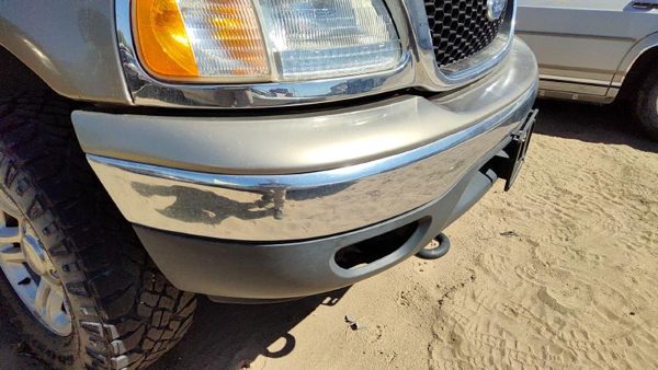 99-02 Ford Expedition Front Bumper With Brackets Assembly Oem Arizona Beige Aq — photo 7