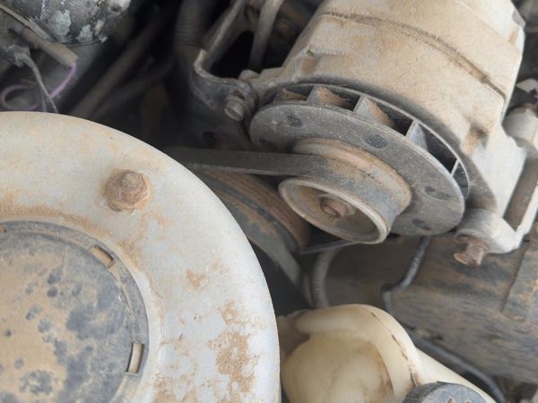 1984 Pontiac Sunbird Power Steering Pump/motor 1.8L — photo 3