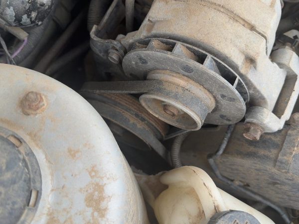 1984 Pontiac Sunbird Power Steering Pump/motor 1.8L — photo 2