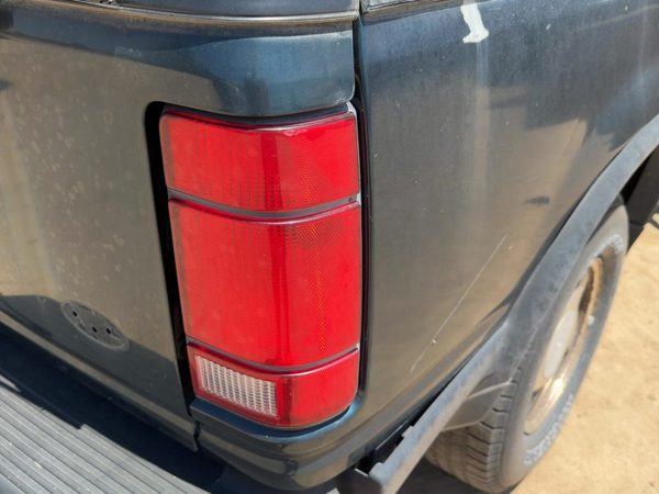 1991-1994 Ford Explorer 2 Dr Passenger Right Tail Light Brake Lamp Rear OEM — photo 4