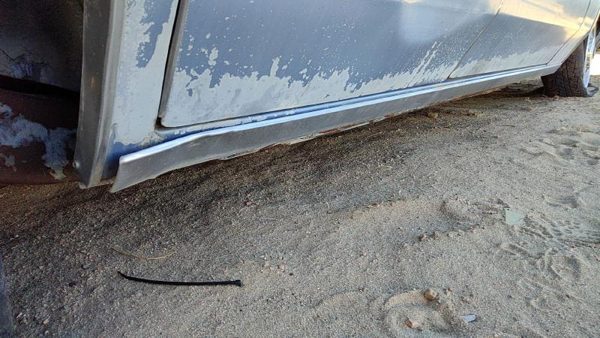 80-84 Deville Sedan Passenger Right Lower Rocker Panel Moulding Side Chrome Oem — photo 3
