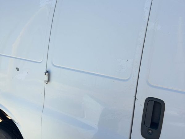 2000 Chevy Express 2500 Rear Door RH White 50U — photo 3
