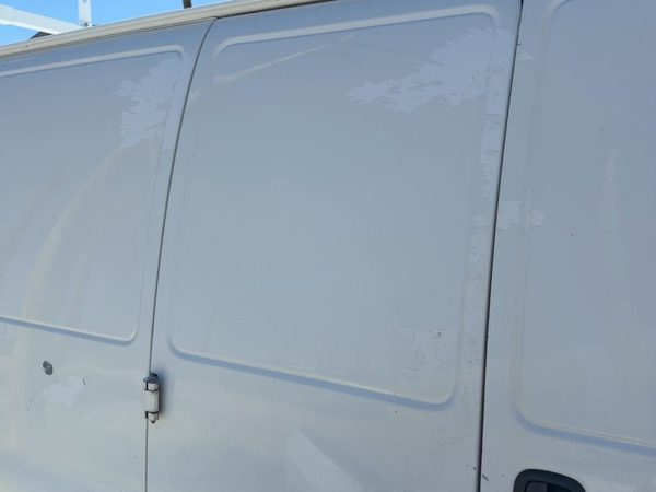 2000 Chevy Express 2500 Rear Door RH White 50U — photo 5