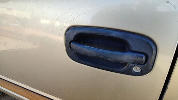 2004 Chevy Silverado 1500 Outside Door Handle 15034985 — photo 2
