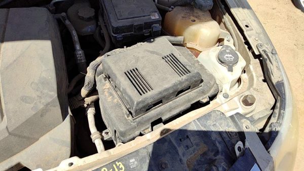 07-08 Grand Vitara Xl-7 Complete Battery Box Mount Tray With Hold Down Oem 3.6L — photo 2