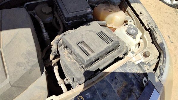 07-08 Grand Vitara Xl-7 Complete Battery Box Mount Tray With Hold Down Oem 3.6L — photo 3