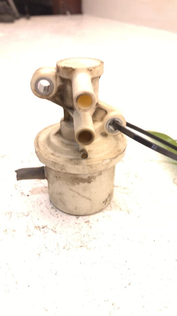1986 Honda Civic Vacuum Valve Oem Plastic Assembly 084300-0520 — photo 8