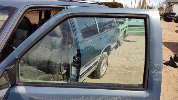 1983-1994 Chevy S10 Blazer Driver Left Front Side Window Door Glass Oem 14020338 — photo 3