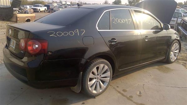 2010 Volkswagen Jetta — vehicle photo 7