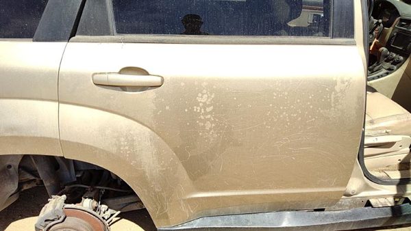 2007 Suzuki Grand Rear Door RH Gold — photo 1