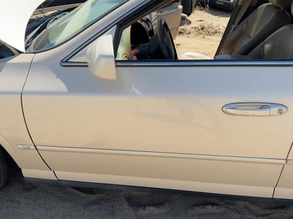 2001 Lincoln LS Front Door LH Ivory Parchment Hc — photo 3