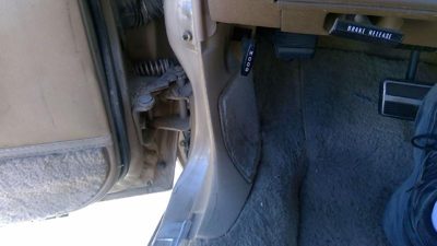1980-1985 Olds 88 Driver Left Lower Kick Trim Panel Oem Tan