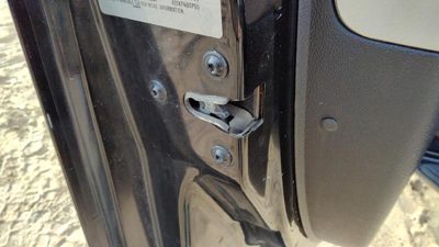 2006-2011 Chevy Hhr Driver Left Front Door Latch With Rods/Cables Oem 15906936