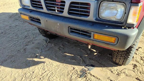1995-1997 Nissan Hardbody Front Bumper With Brackets Assembly Oem 4X4 620123B800 — photo 1
