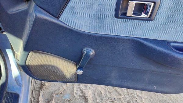 1989 Honda Civic Passenger Right Front Door Trim Panel Manual Windows Blue Sedan — photo 6