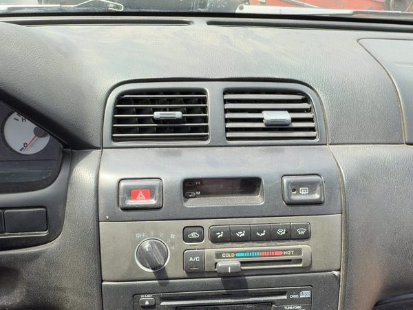 1995-1998 Nissan Maxima Center Dash Heater Vent Assembly Oem Ac Black 6820040U00 — photo 2