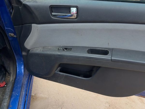 10-12 Sentra Passenger Right Front Door Trim Panel With Switches Charcoal X — photo 6